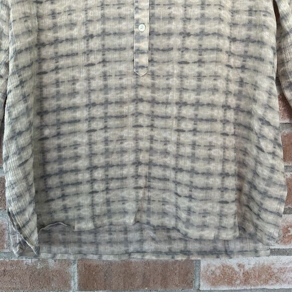 Tommy Bahama Lightweight Button Beach Roll Tab Shirt Small Beige Gray - Picture 2 of 10